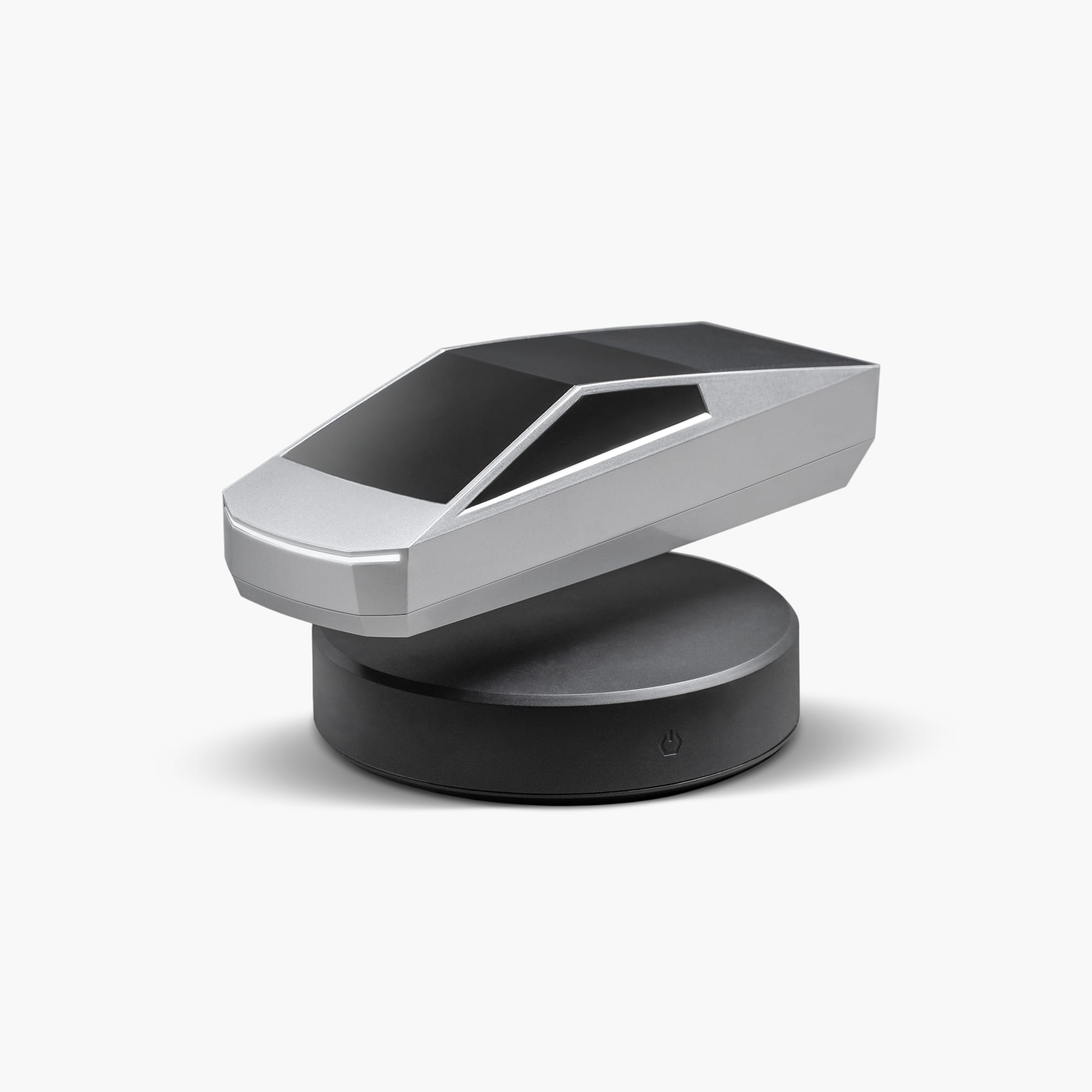 レビテーティング・サイバートラック 正面ディテール